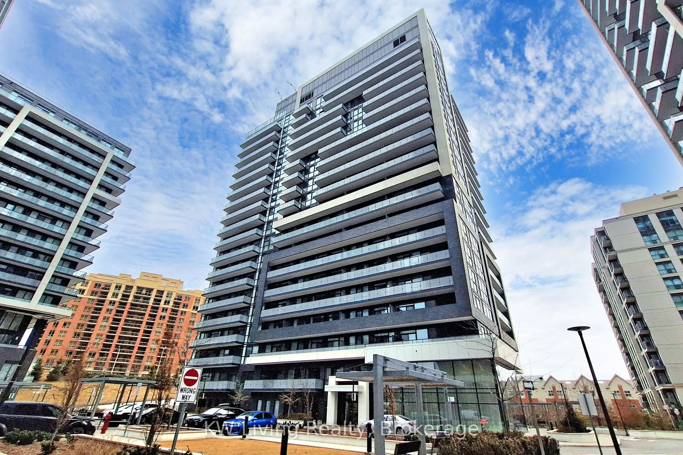75 Oneida Crescent, #1703