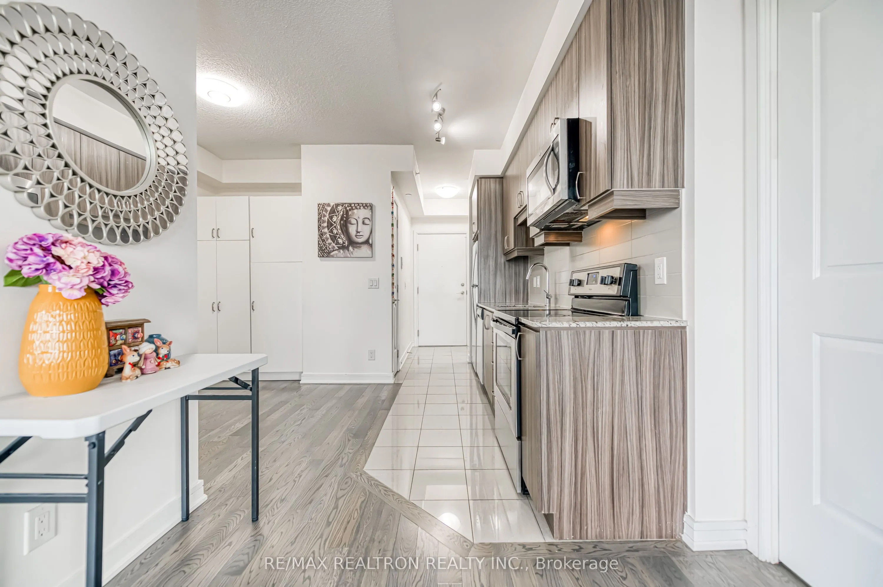 9205 Yonge Street, #1502 NE