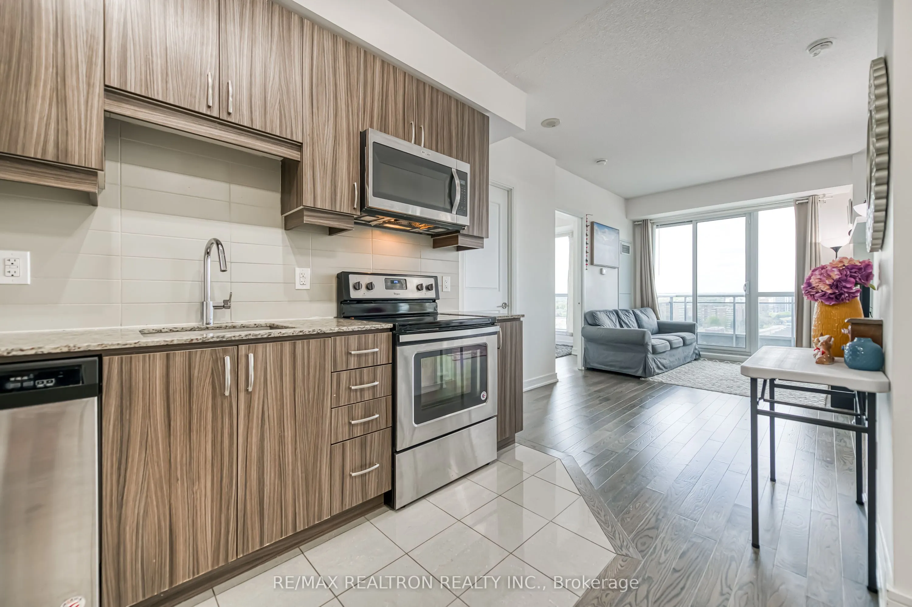 9205 Yonge Street, #1502 NE