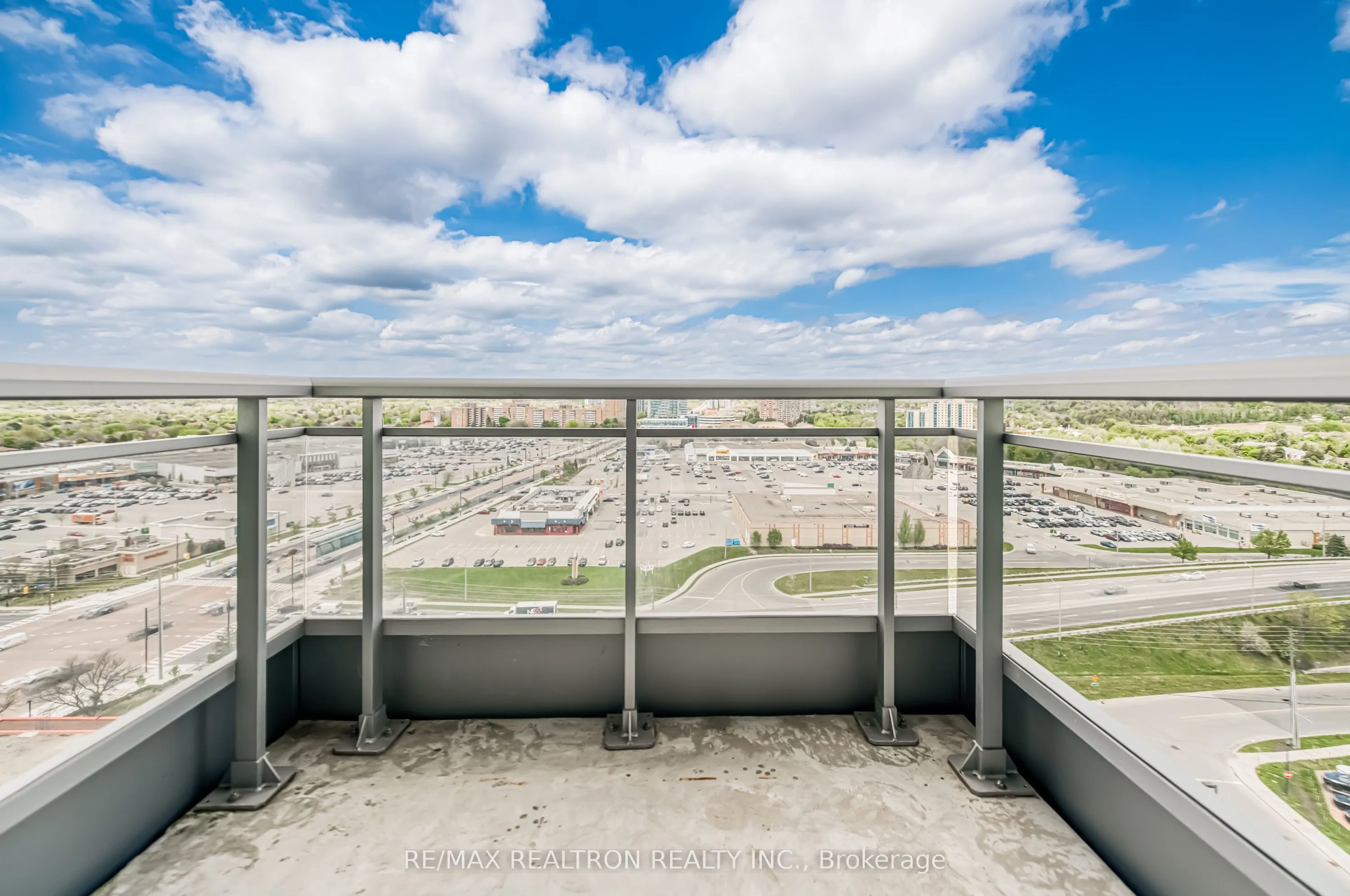 9205 Yonge Street, #1502 NE
