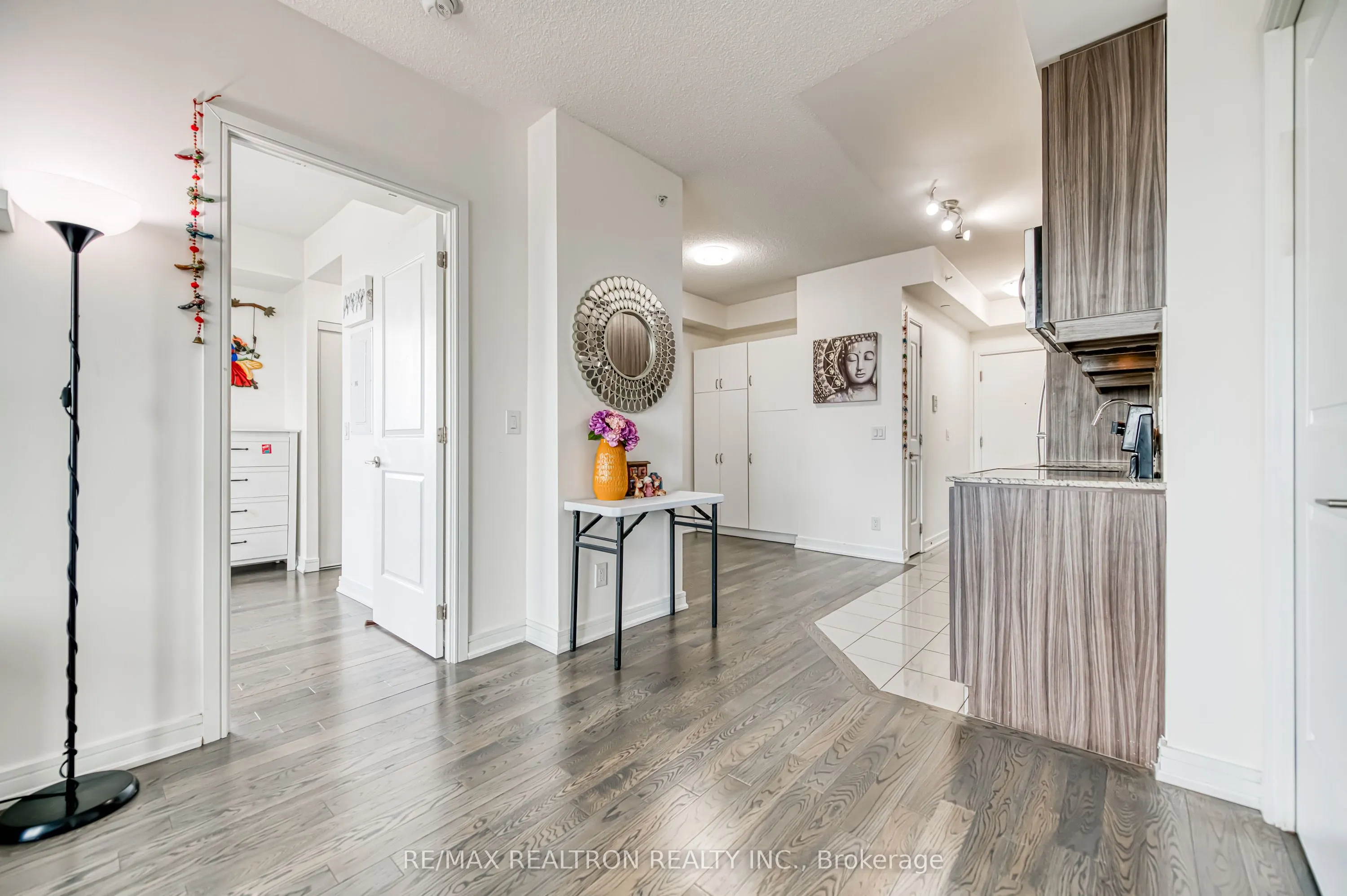 9205 Yonge Street, #1502 NE