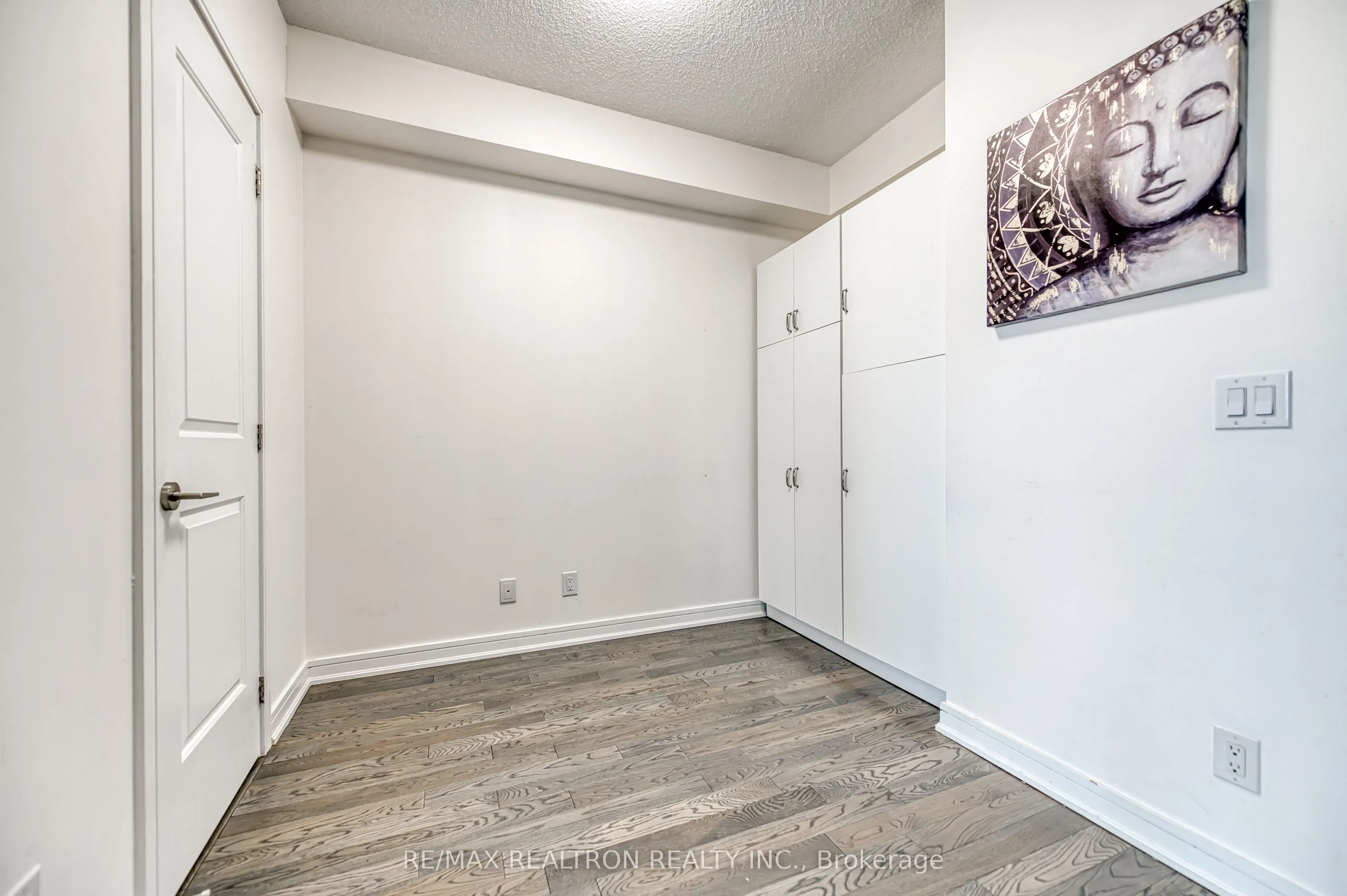 9205 Yonge Street, #1502 NE