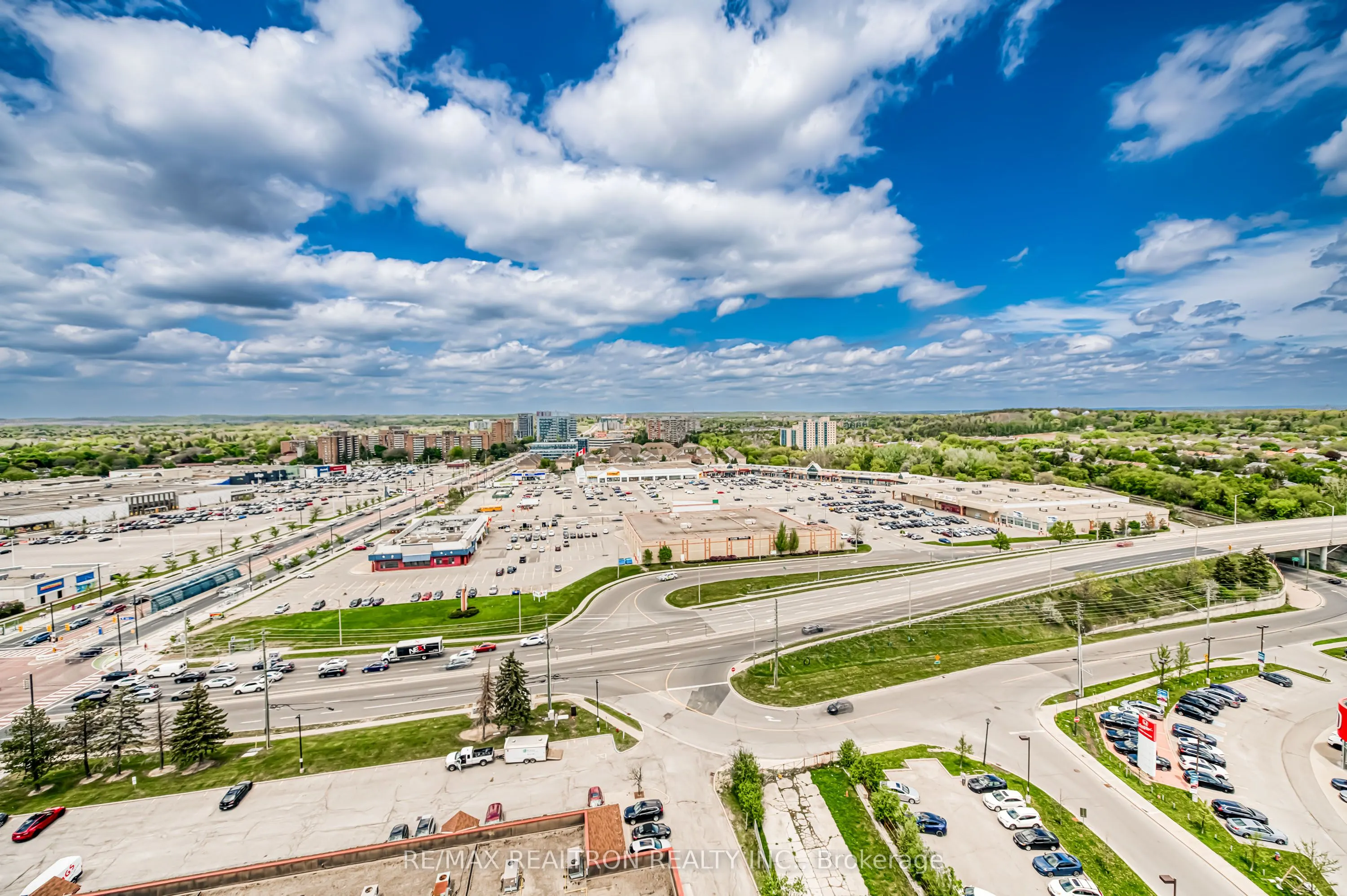 9205 Yonge Street, #1502 NE