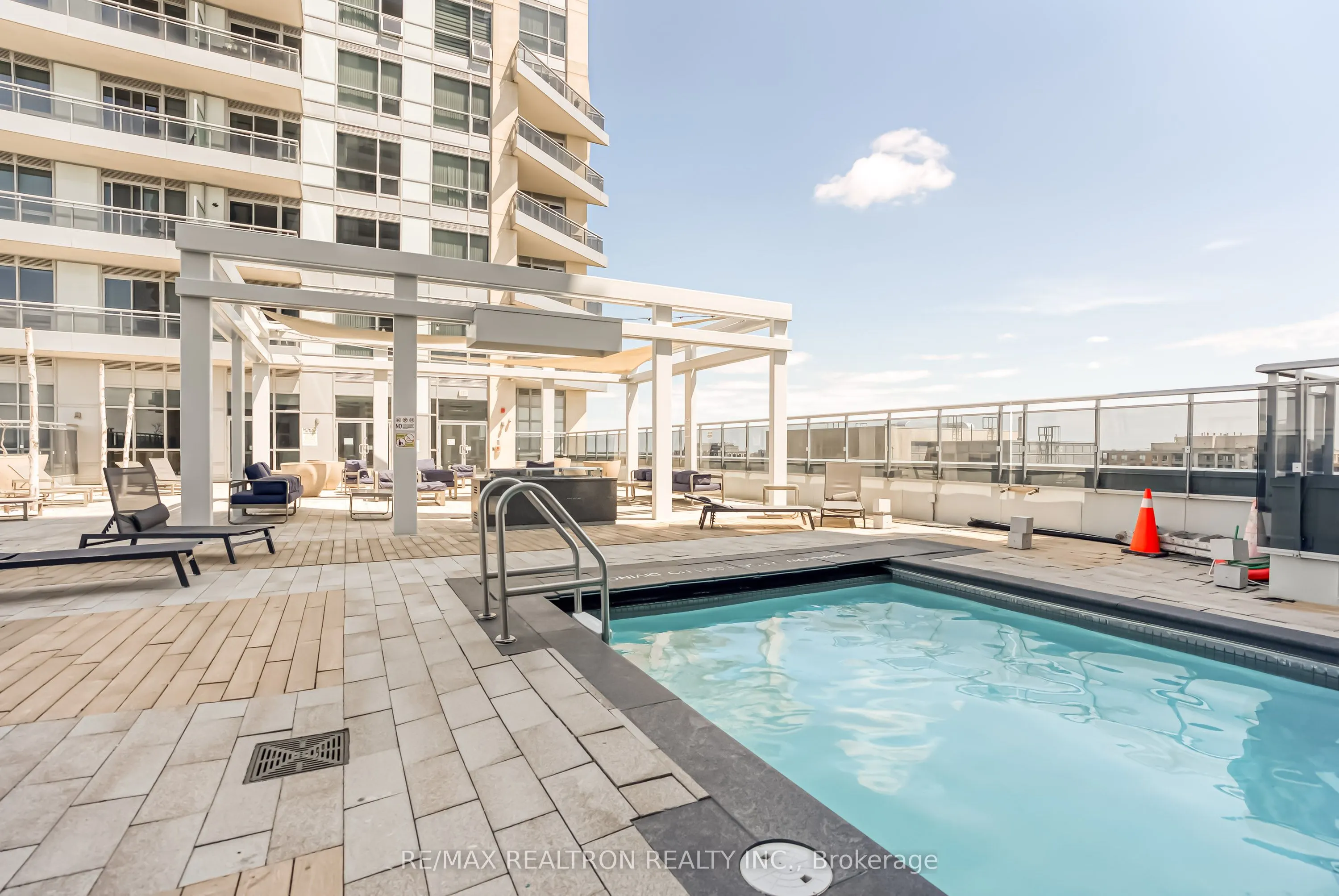 9205 Yonge Street, #1502 NE