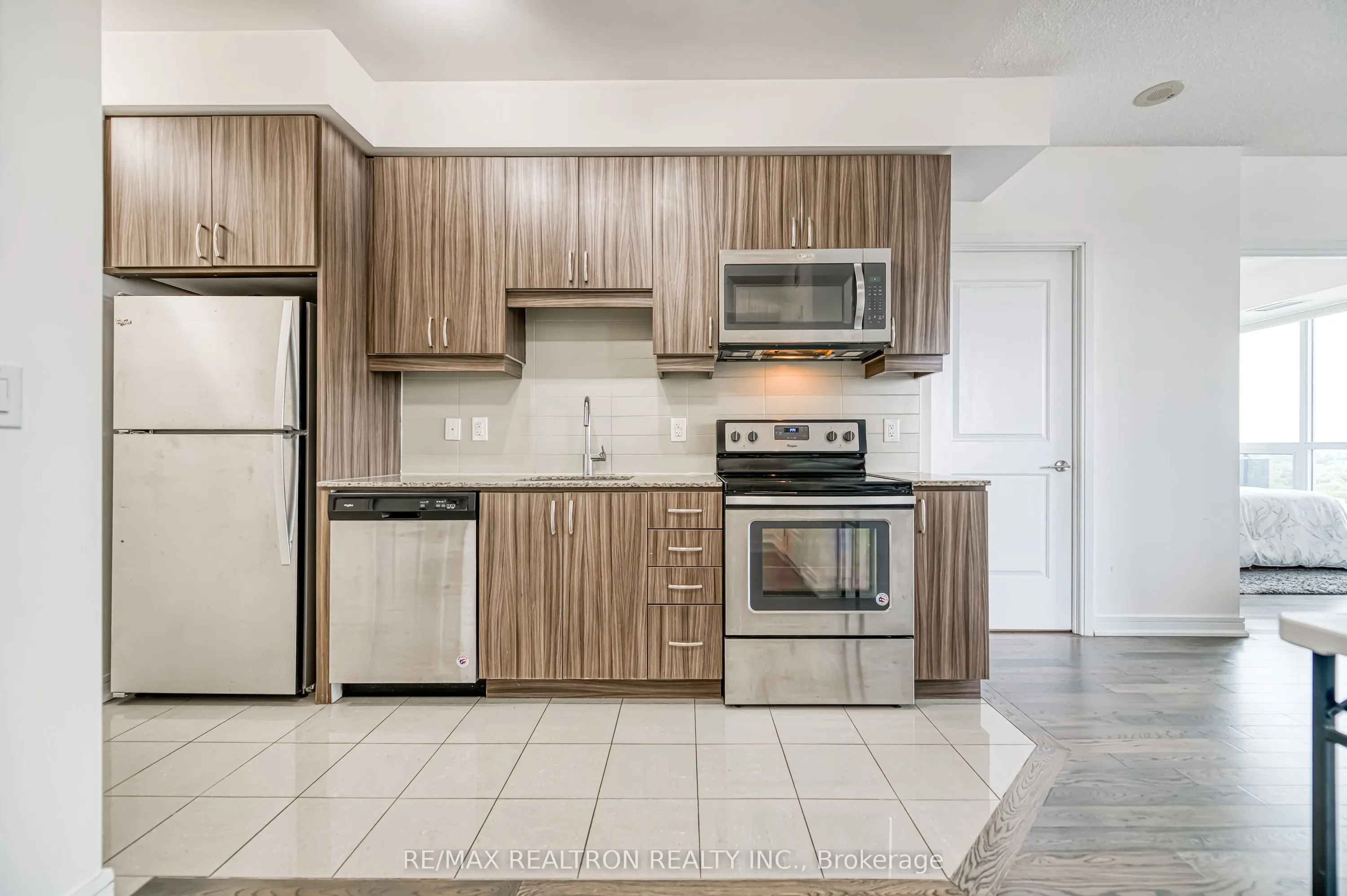 9205 Yonge Street, #1502 NE