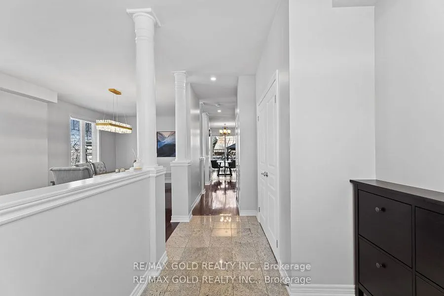 23 Glade Drive