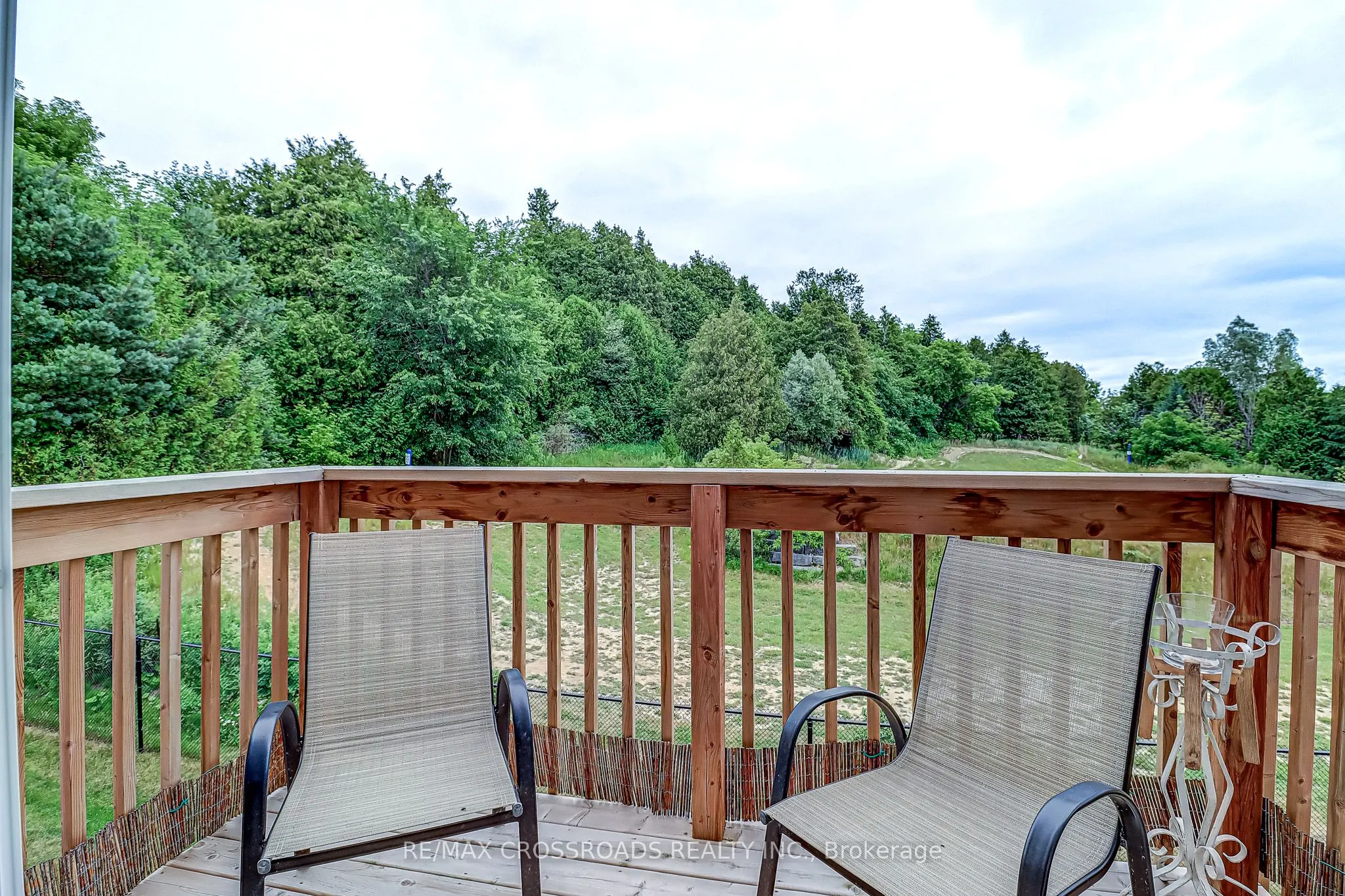 64 Lyall Stokes Circle