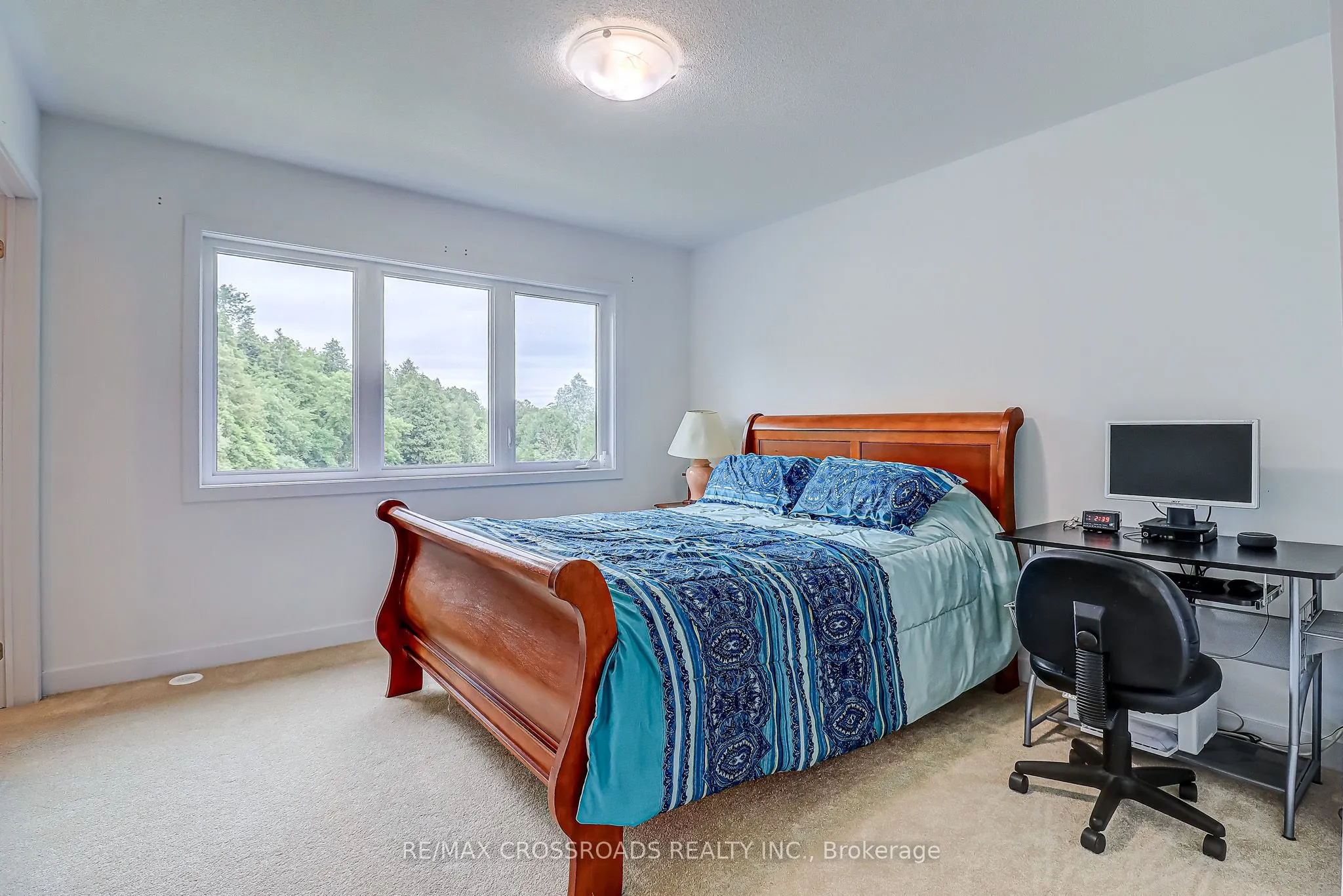 64 Lyall Stokes Circle