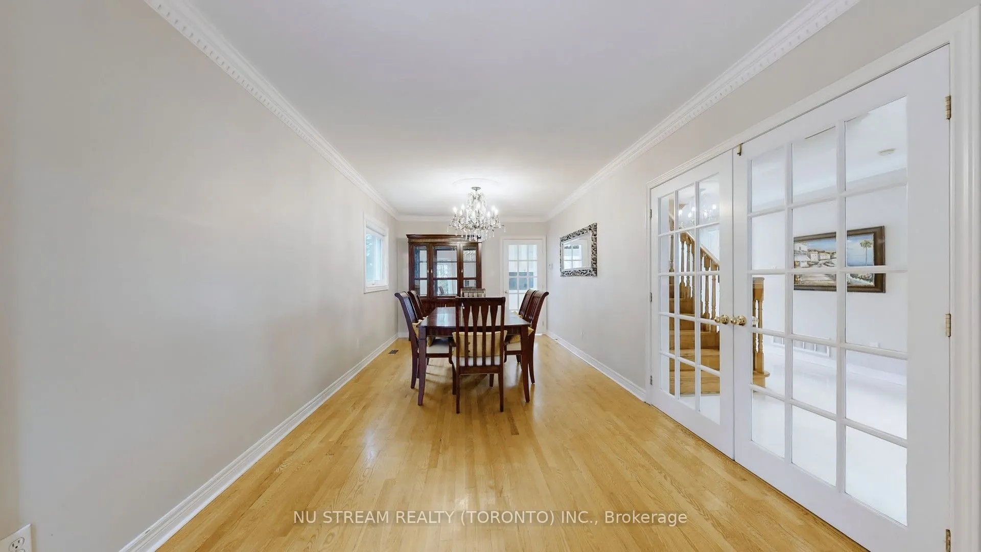 71 Alpine Crescent