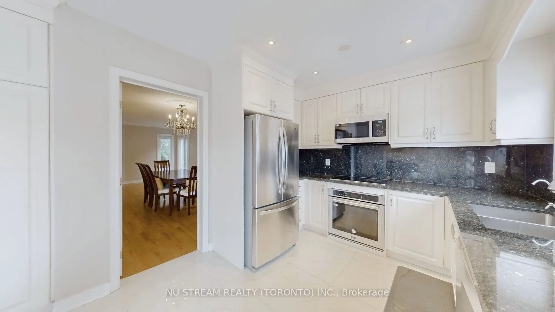 71 Alpine Crescent