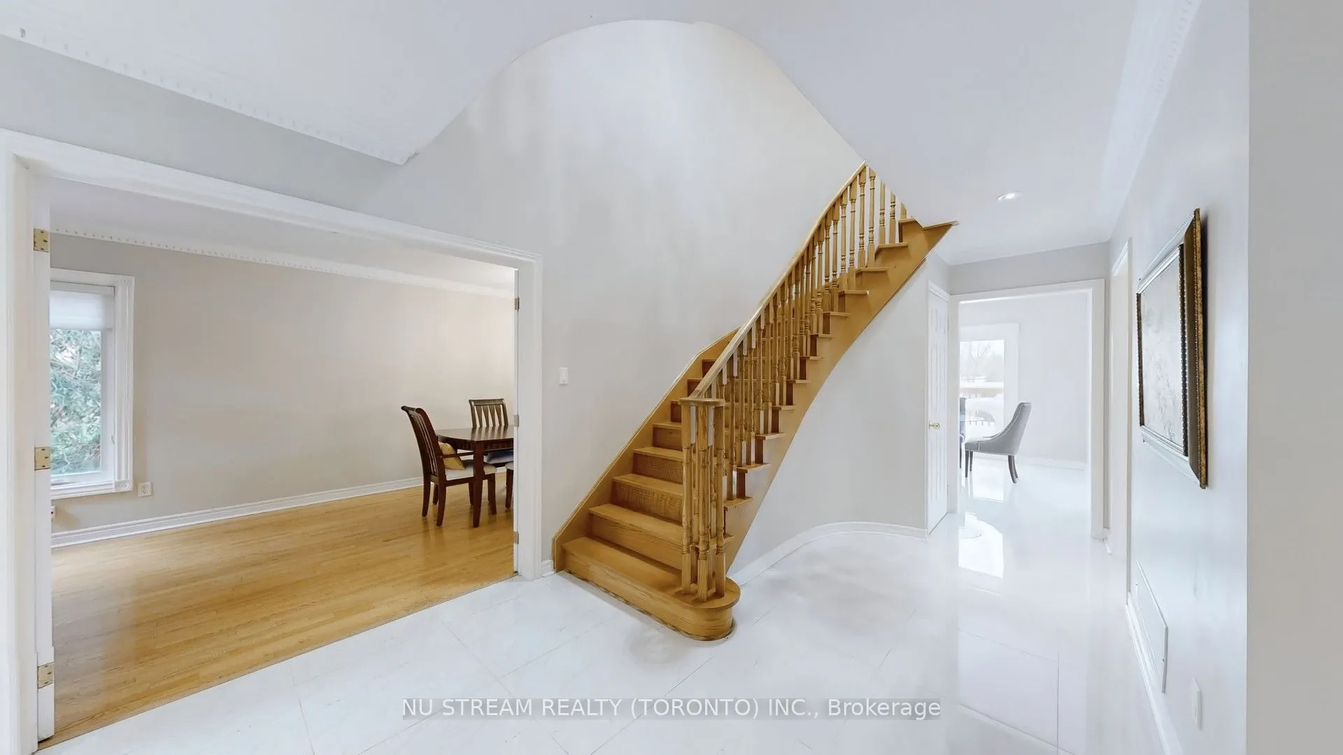 71 Alpine Crescent