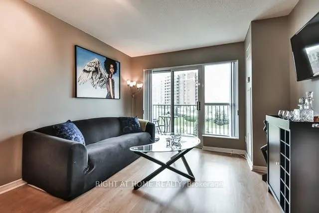 185 Oneida Crescent, #516