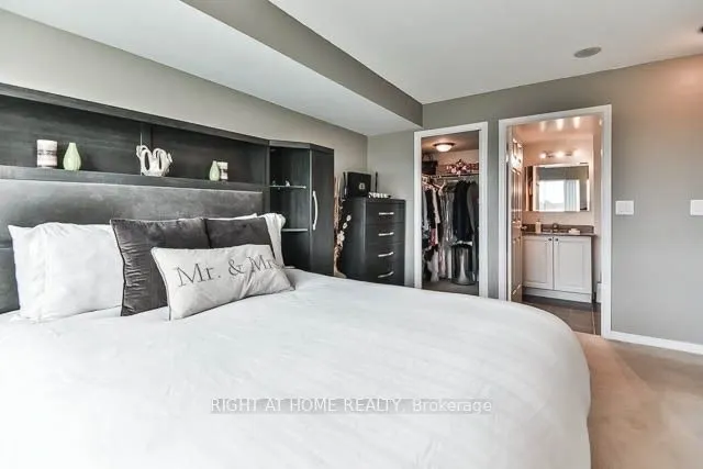 185 Oneida Crescent, #516