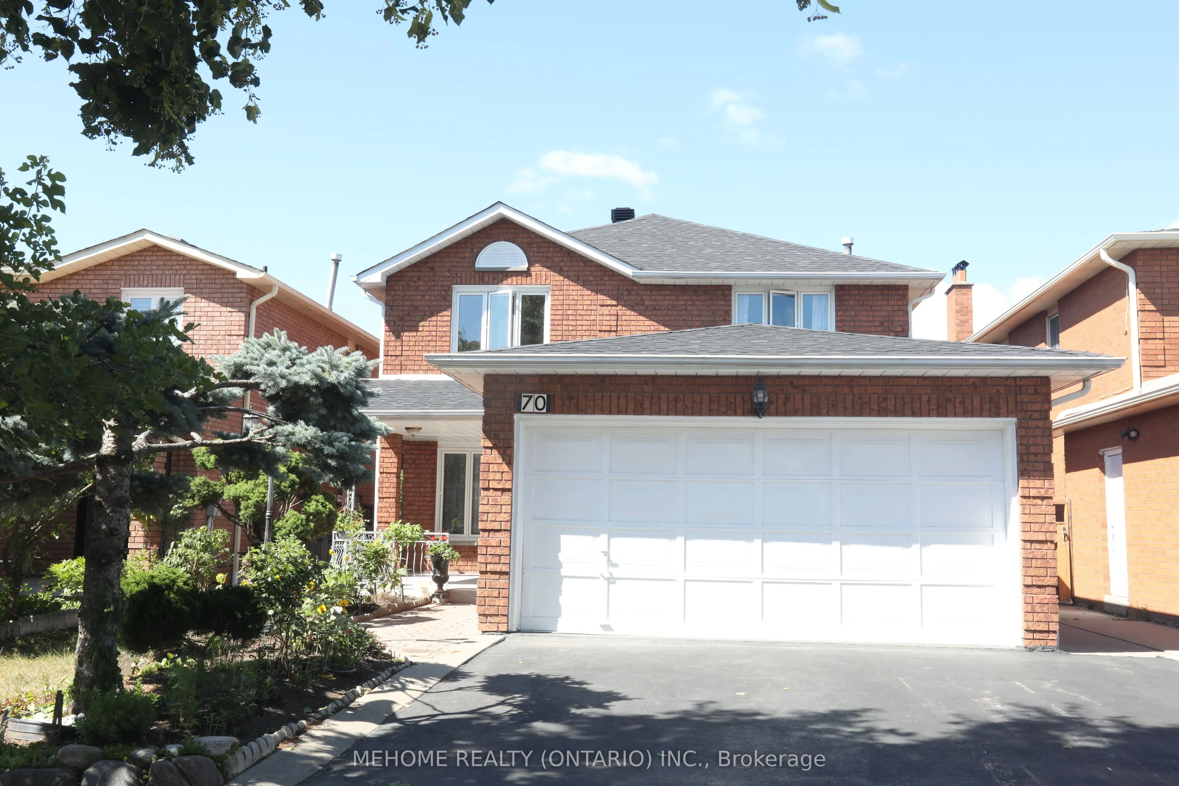 70 Governor Crescent