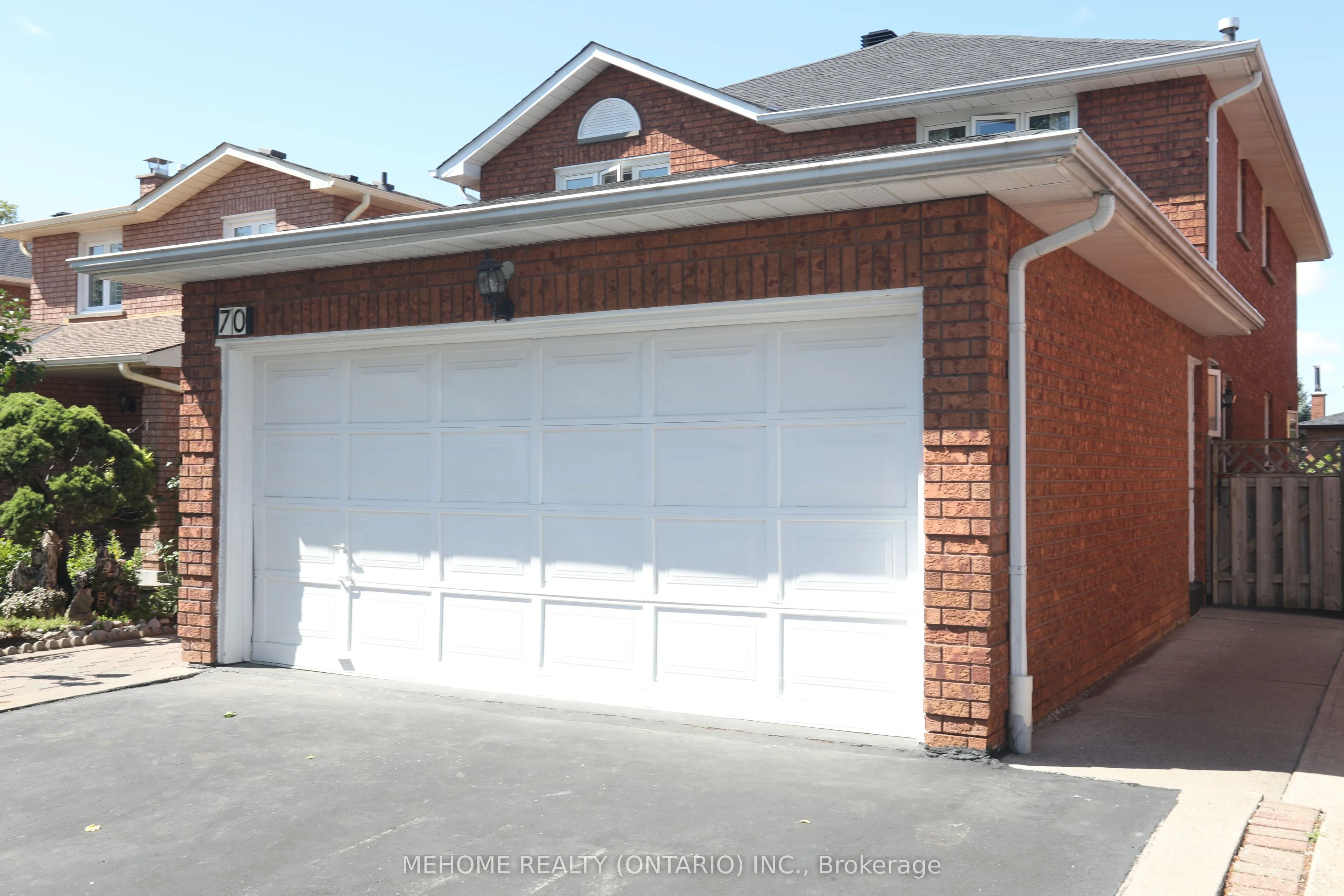 70 Governor Crescent