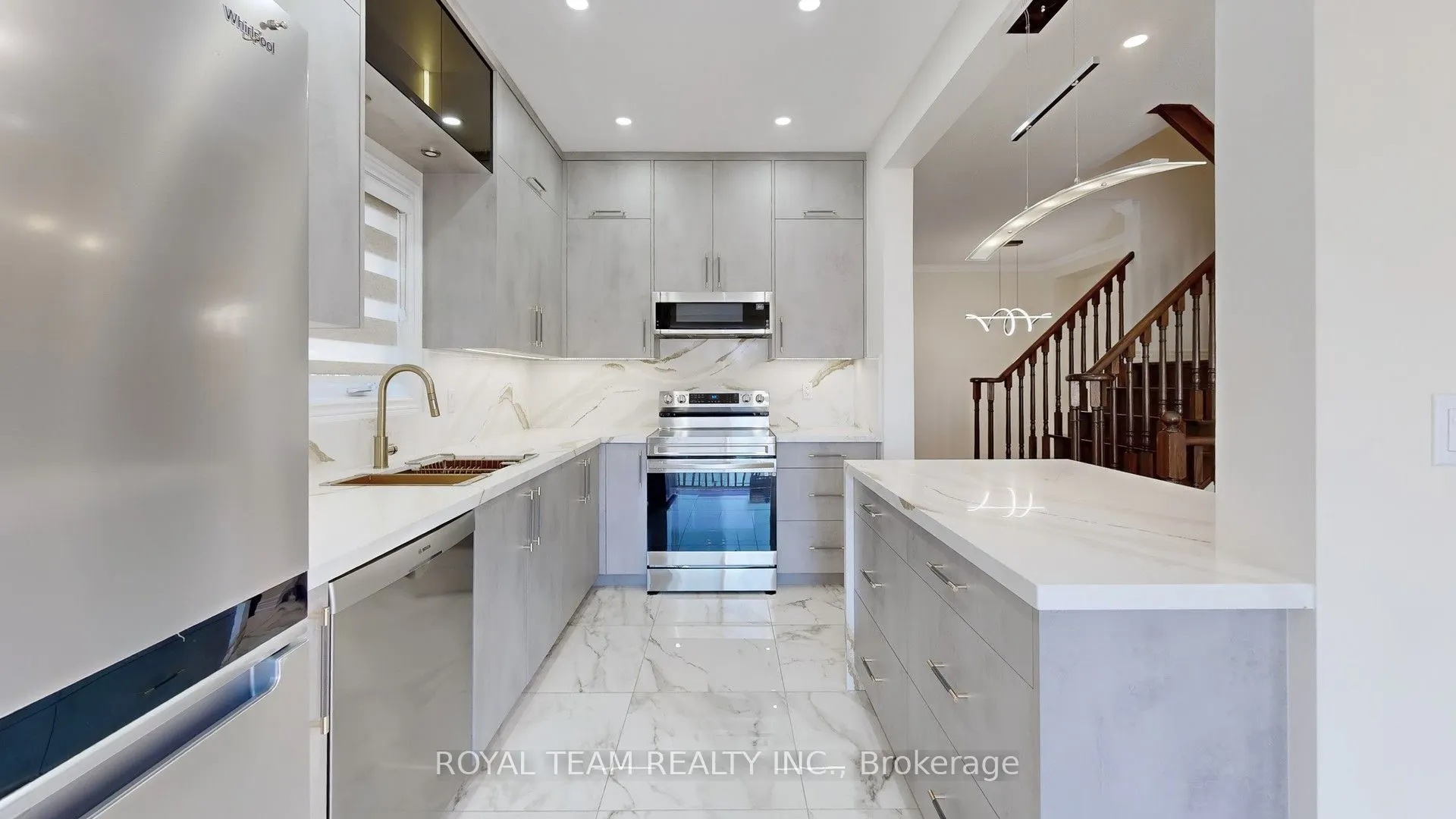 246 Lauderdale Drive