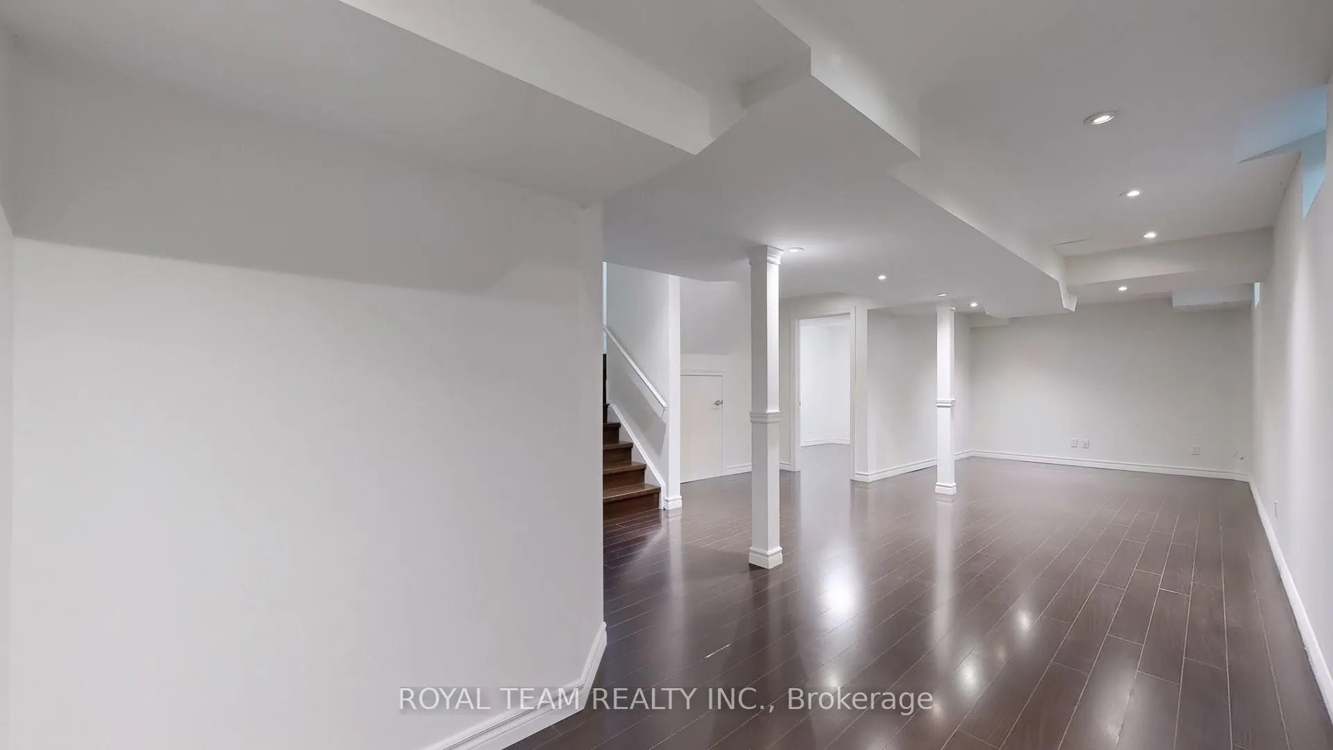 246 Lauderdale Drive