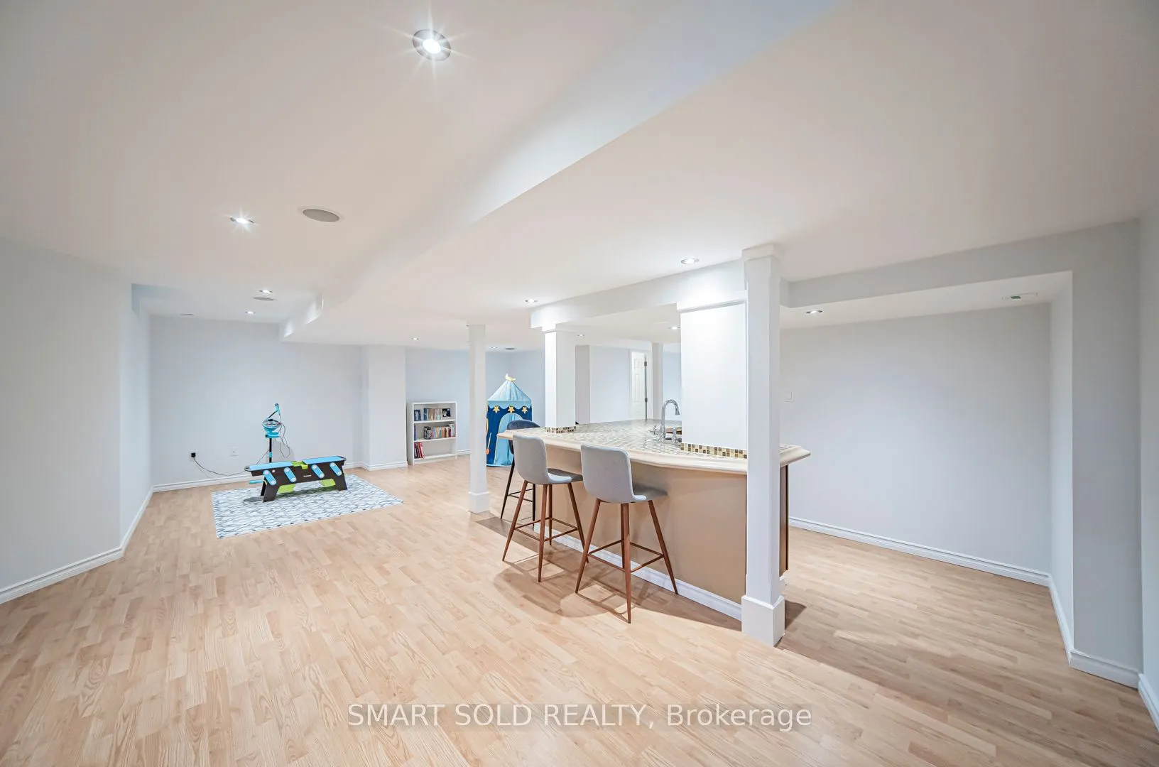 69 Libra Avenue