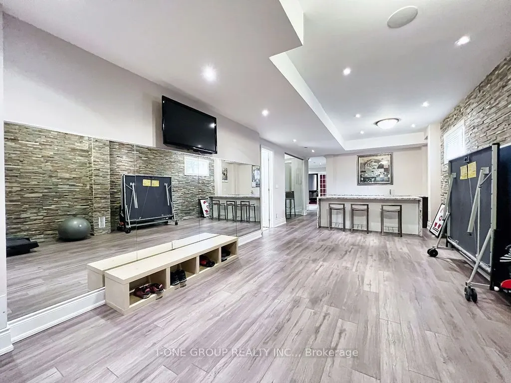 253 Carlton Road