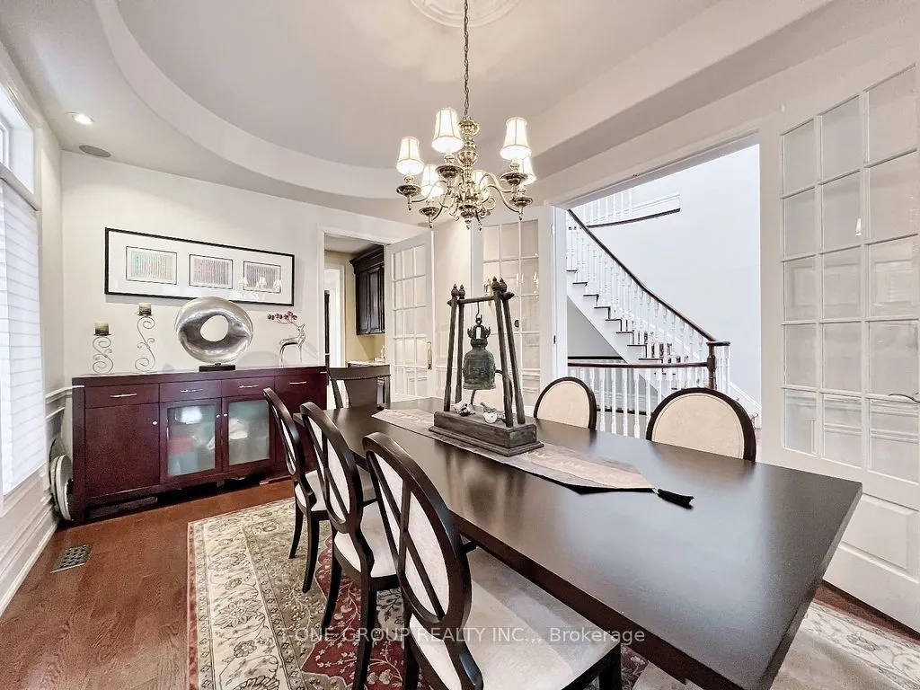 253 Carlton Road E