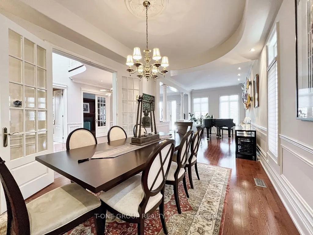 253 Carlton Road E