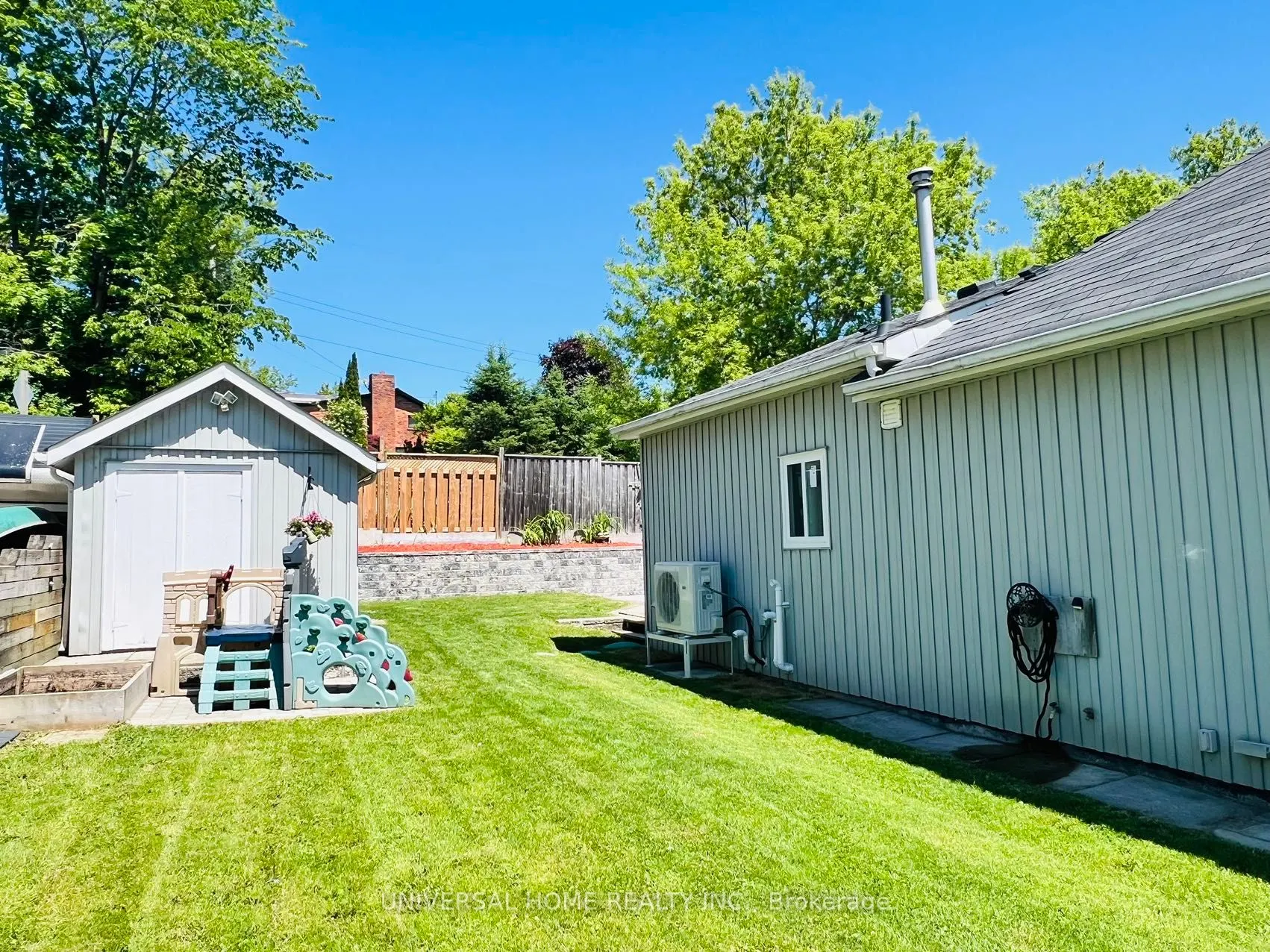 6 Maple Grove Street
