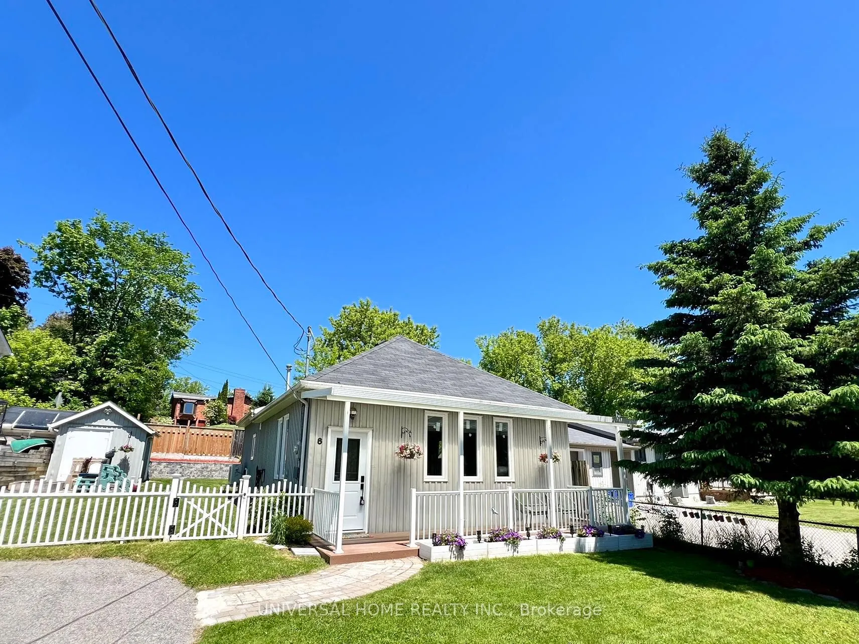 6 Maple Grove Street