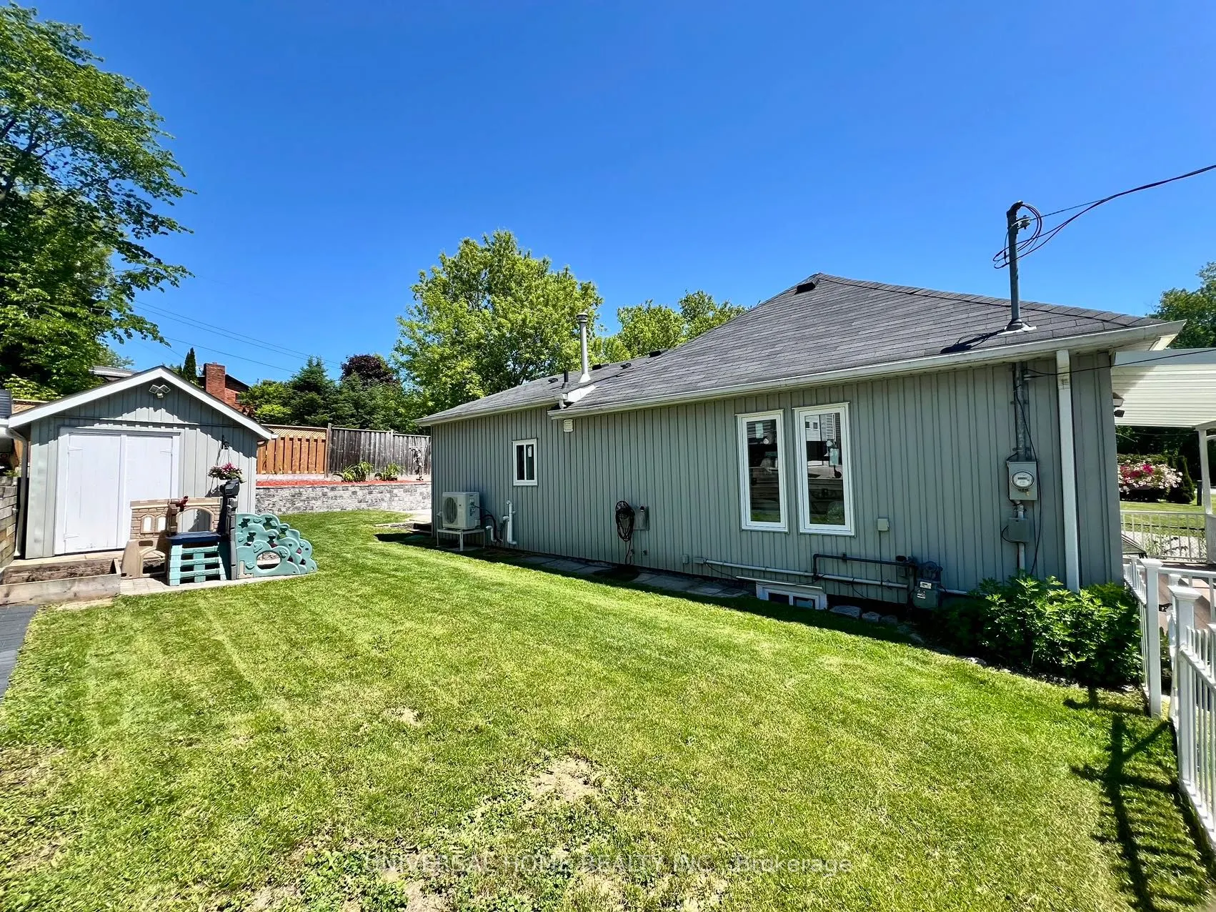 6 Maple Grove Street