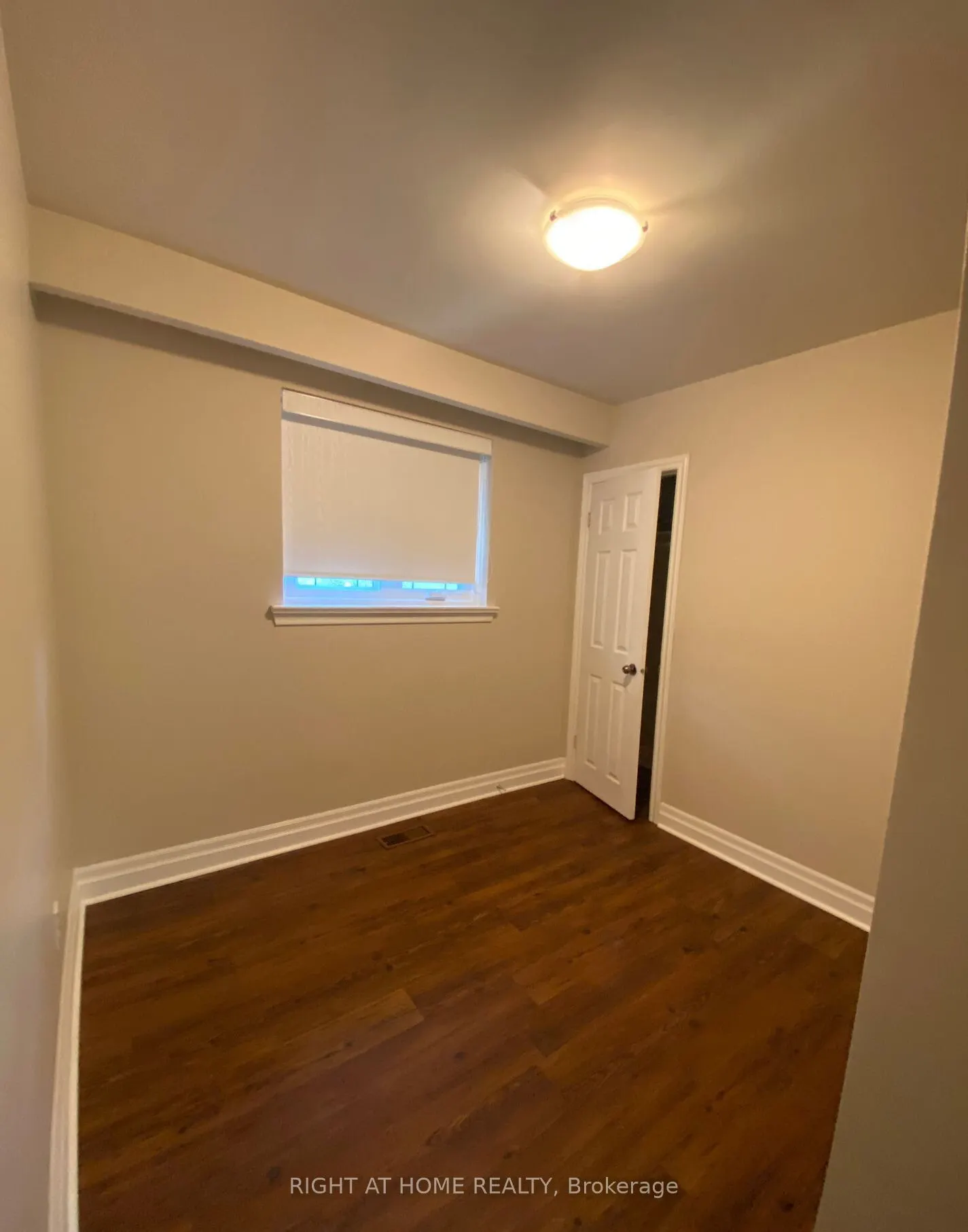 38 Main Street N