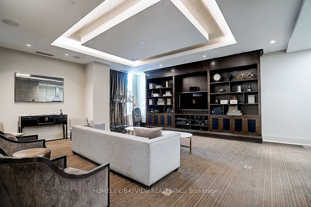 111 Civic Square Gate, #216