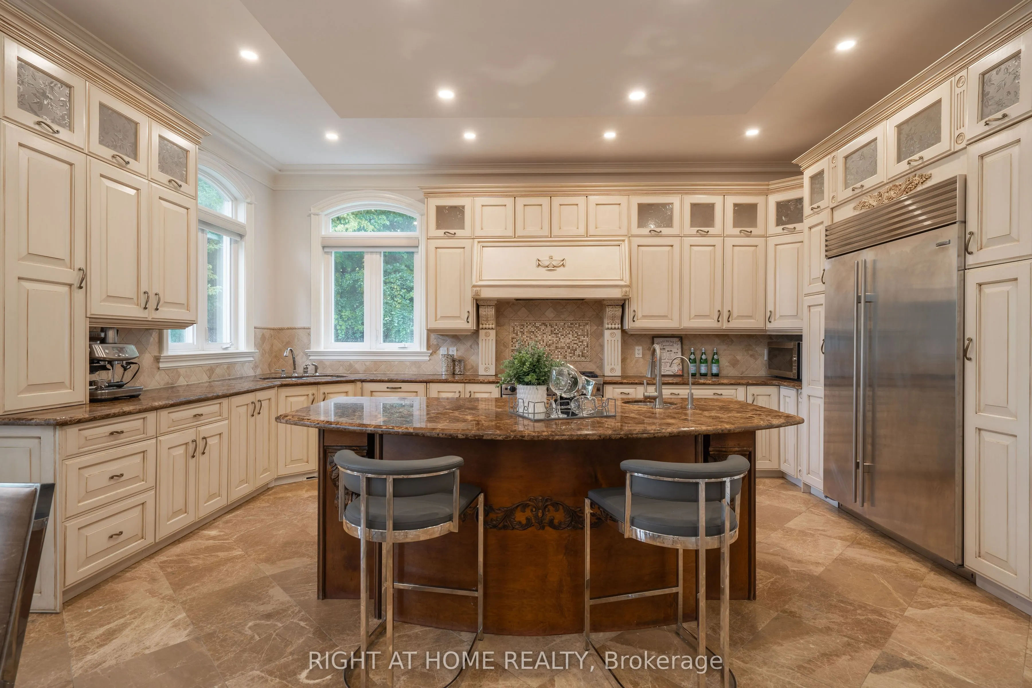 286 Fern Avenue