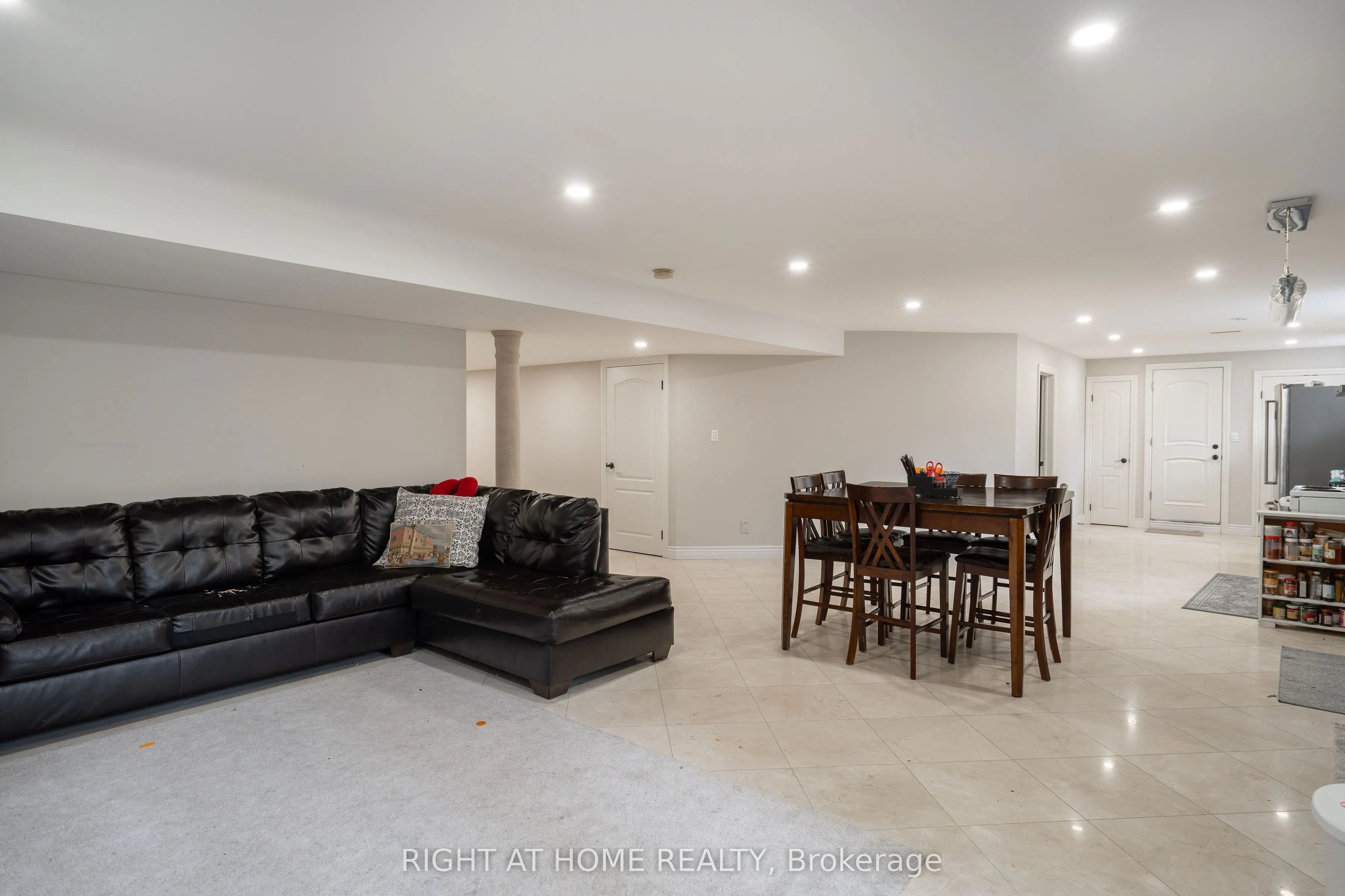 286 Fern Avenue