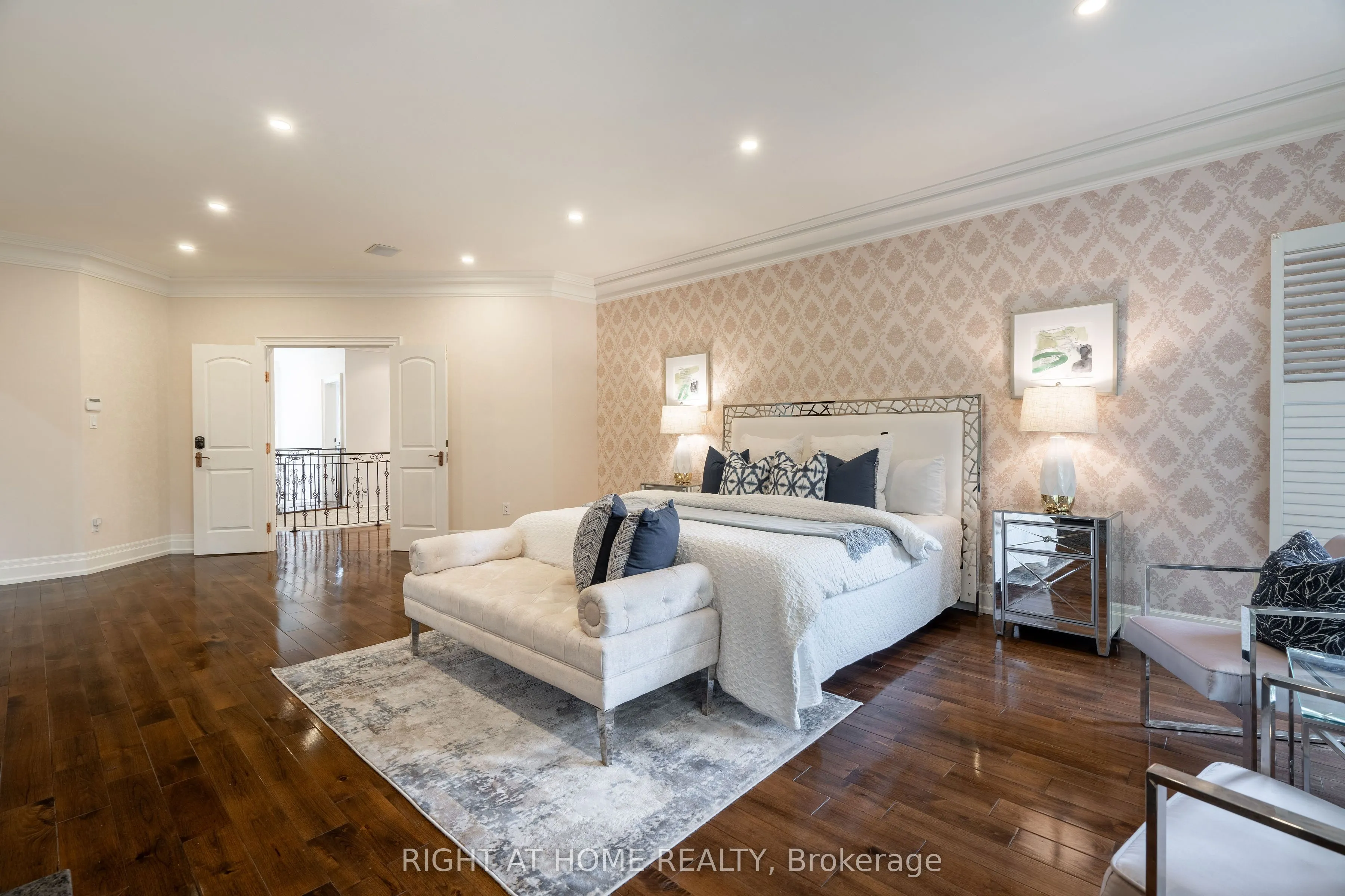 286 Fern Avenue