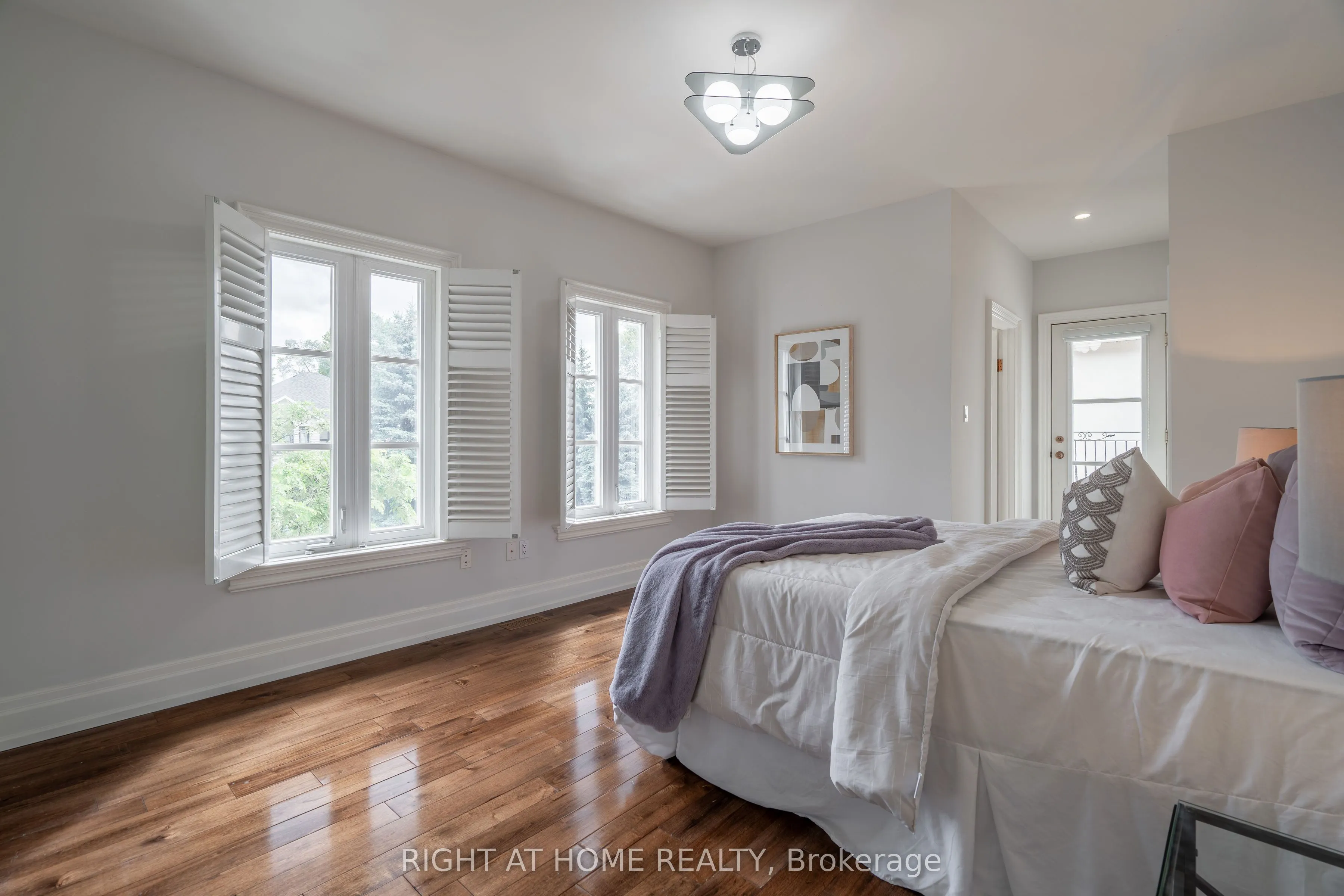 286 Fern Avenue
