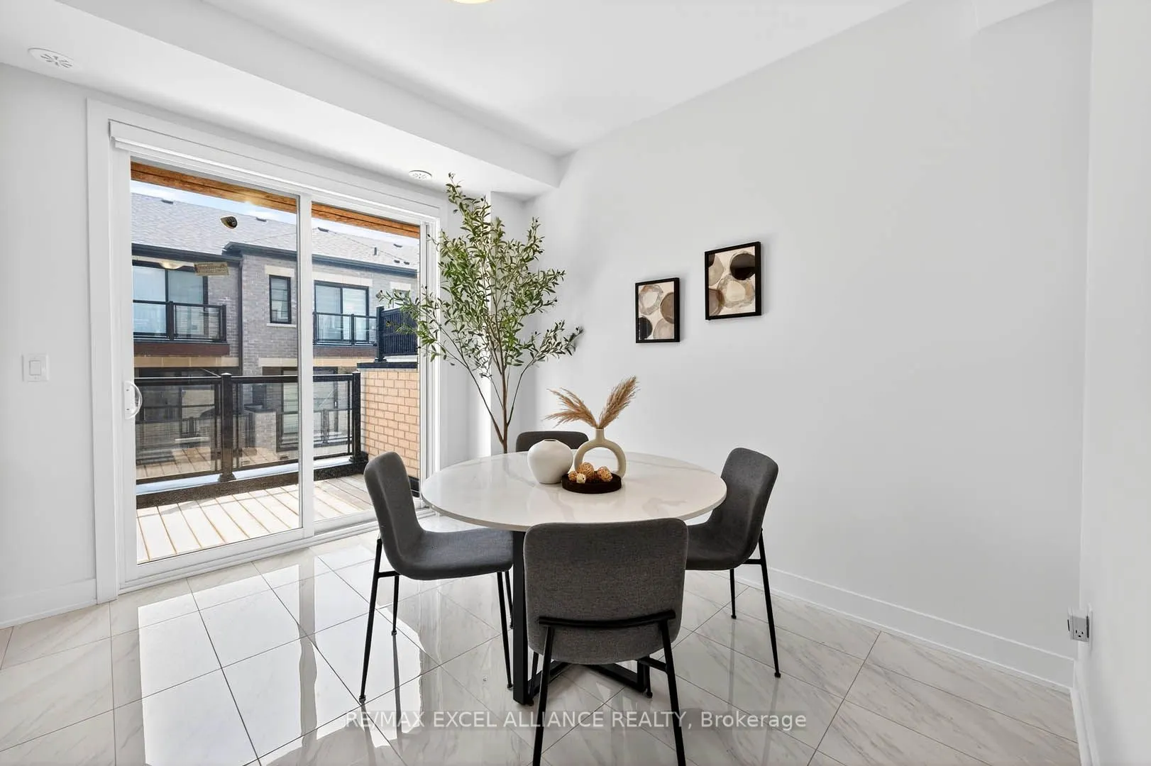 13 Arthur White Lane