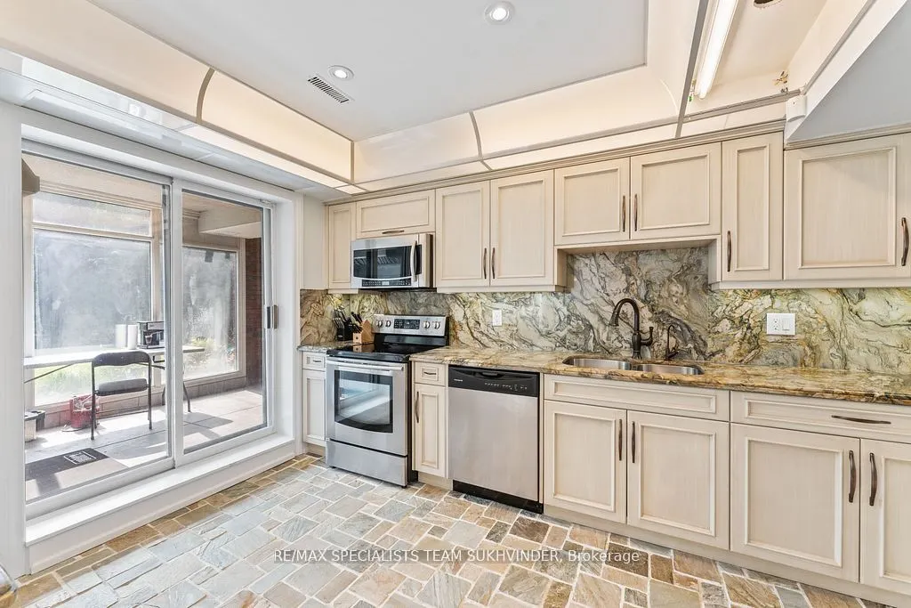 109 Collard Drive
