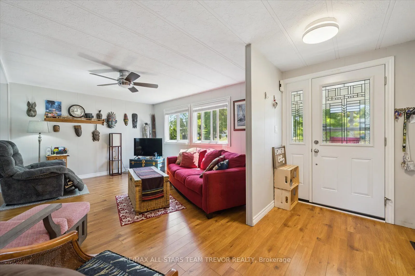 10 Hummingbird Circle