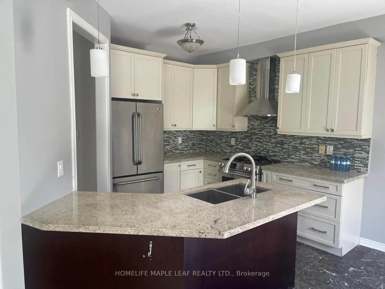 51 Redfinch Crescent