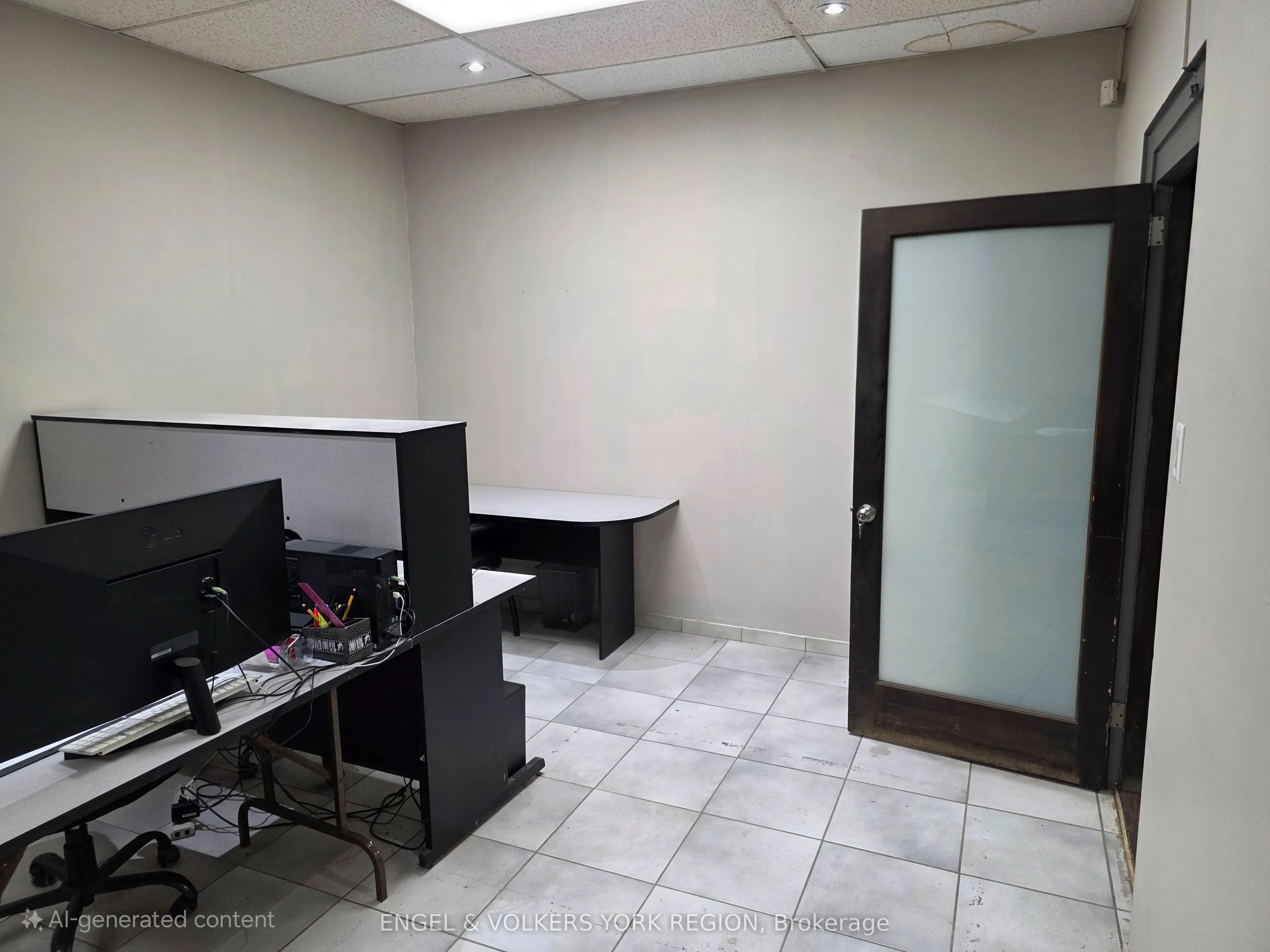 1344 Wellington Street W, ##4