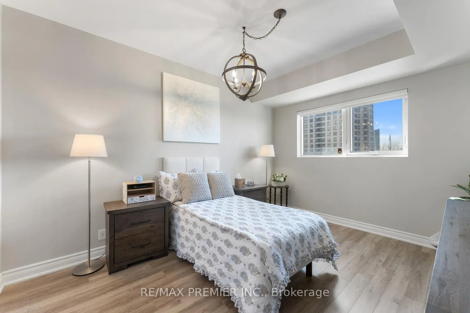 9235 Jane Street, #209