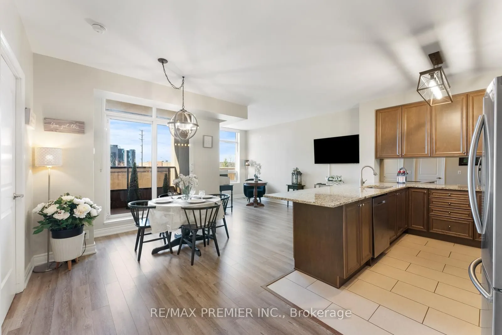 9235 Jane Street, #209
