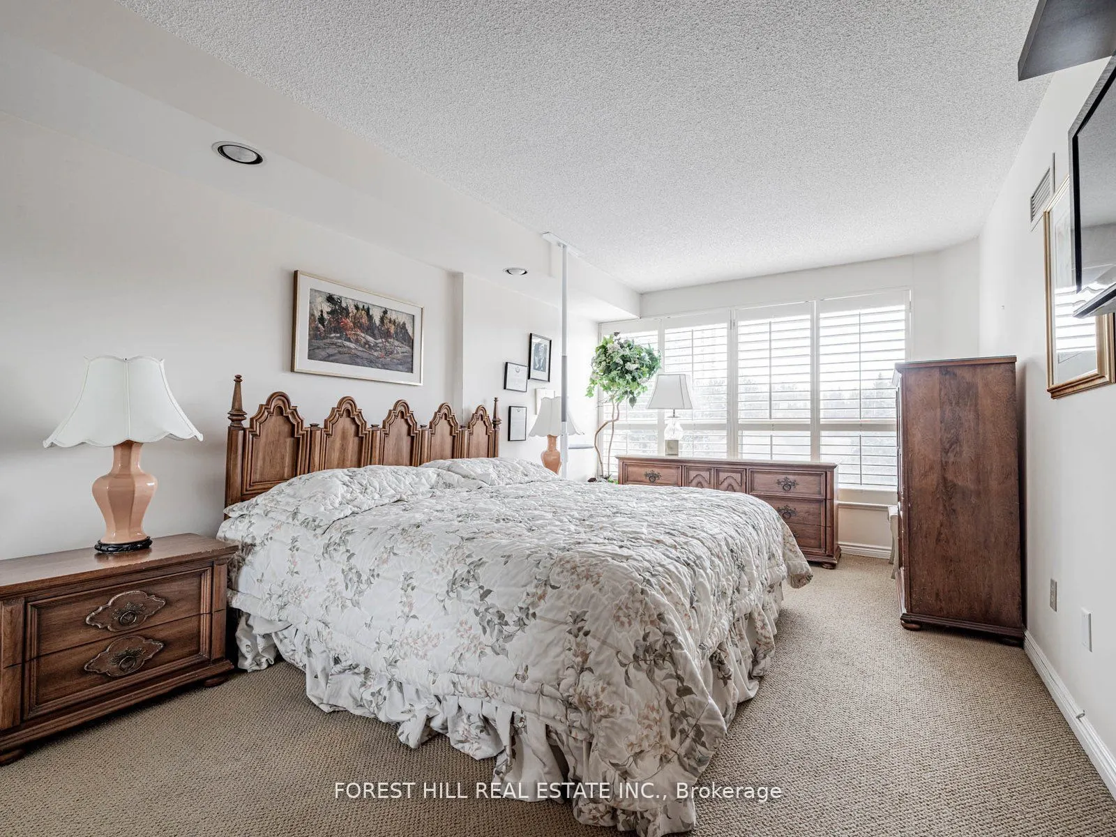 1 Clark Avenue W, #510