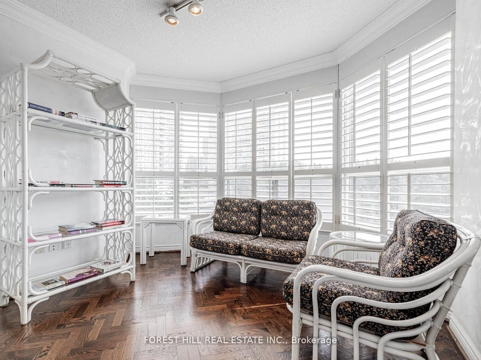 1 Clark Avenue W, #510