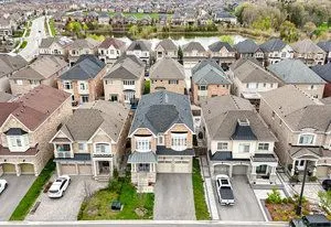 19 Madoc Place