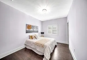 19 Madoc Place
