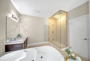 19 Madoc Place