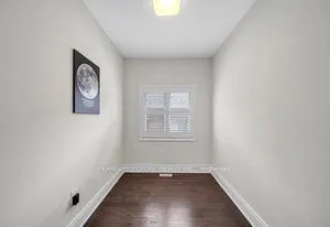 19 Madoc Place