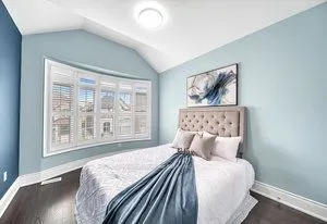 19 Madoc Place