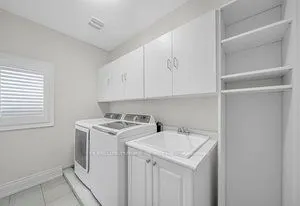 19 Madoc Place