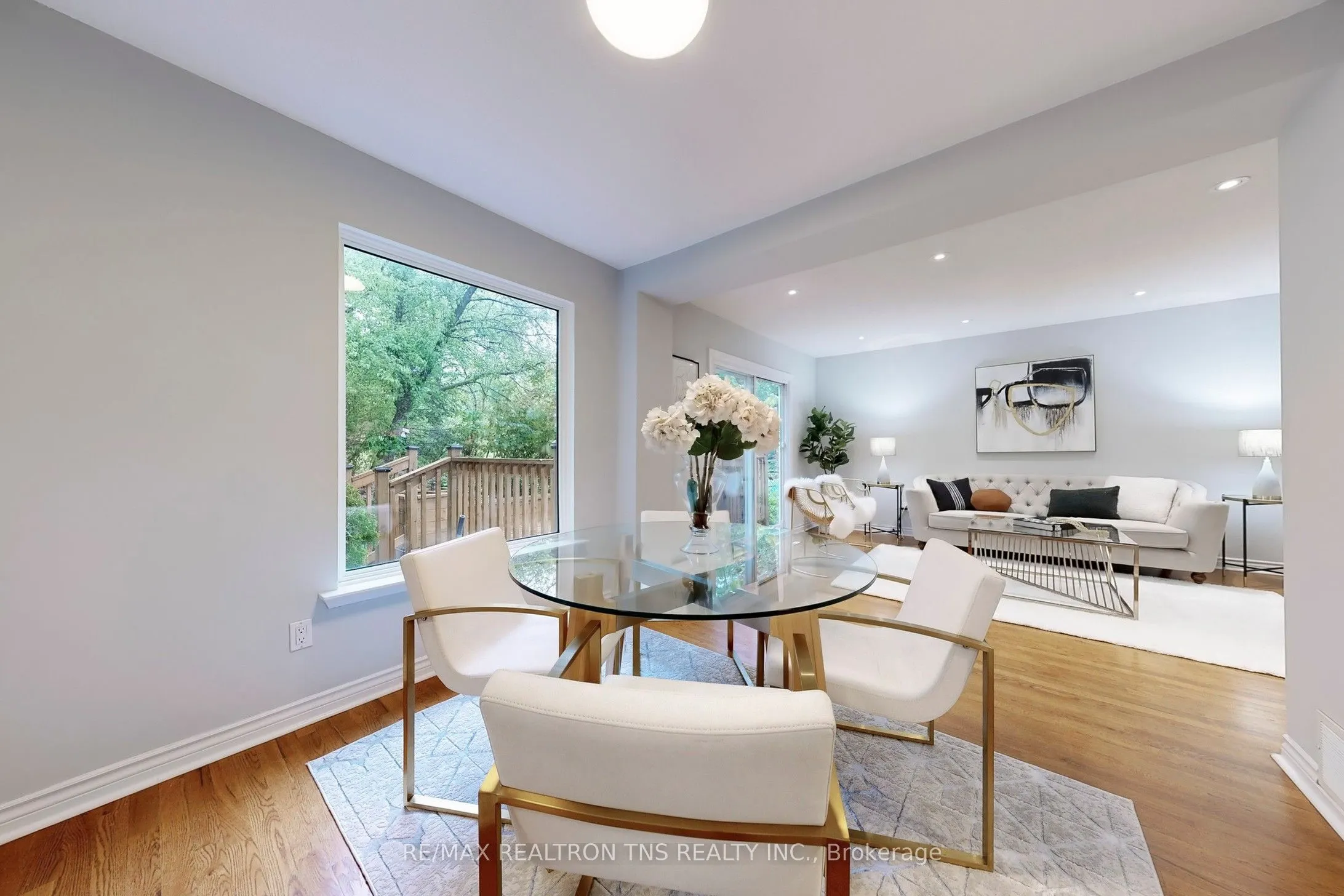 60 Springhead Gardens